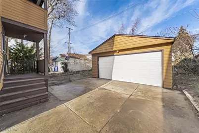 12521 Locke Avenue, Loveland, OH 44108 - Photo 43