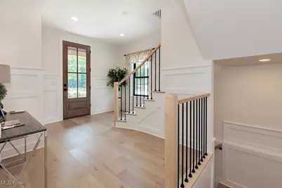 38325 Pettibone Road, Solon, OH 44139 - Photo 5