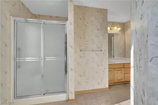 765 Ravenhill Rd, Northfield, OH 44067 - Photo 15