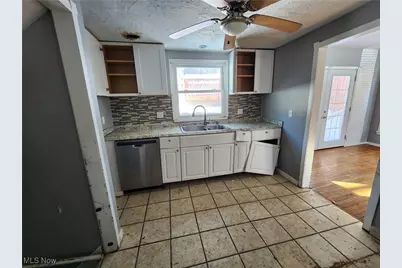 1691 S Belvoir Boulevard, South Euclid, OH 44121 - Photo 5