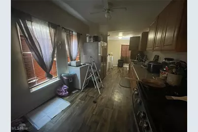 2064 W 104th Street, Loveland, OH 44102 - Photo 9