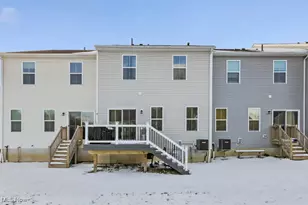 1121 Meadow Run, Copley, OH 44321 - Photo 3