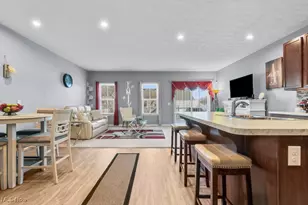 1121 Meadow Run, Copley, OH 44321 - Photo 7