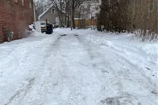 555 Corice St, Akron, OH 44311 - Photo 11