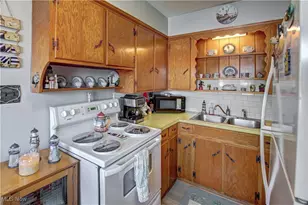 175-177 2nd Street NE, Barberton, OH 44203 - Photo 23