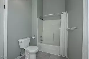 7121 W Cross Creek Trail, Brecksville, OH 44141 - Photo 27