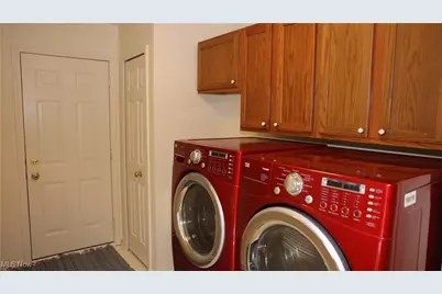 1740 Tanhollow Trail, Grandview Heights, OH 44147 - Photo 15