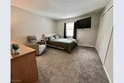 37374 Euclid Avenue, Willoughby, OH 44094 - Photo 9