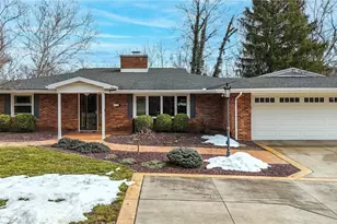 922 Glendale Rd, Marietta, OH 45750 - Photo 1