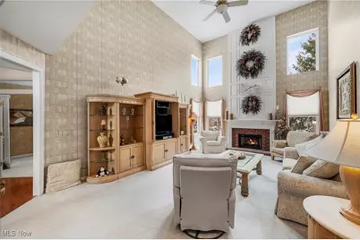 421 Carrington Lane, Grandview Heights, OH 44147 - Photo 13