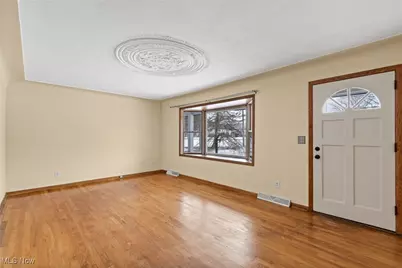 5425 Sheridan Road, Youngstown, OH 44514 - Photo 5