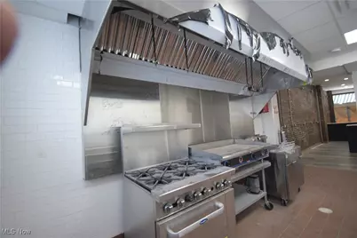 9918 Lorain Avenue, Loveland, OH 44144 - Photo 15