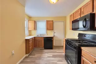 1227 Greenfield Ave SW, Canton, OH 44706 - Photo 7