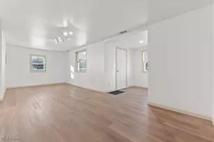 961 Crestline Dr, Akron, OH 44312 - Photo 23