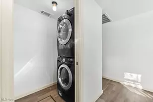 961 Crestline Dr, Akron, OH 44312 - Photo 15