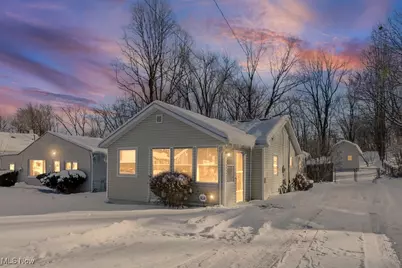 961 Crestline Drive, Akron, OH 44312 - Photo 1