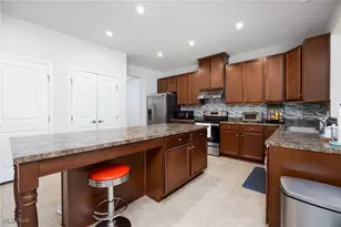 38488 Briar Lakes Dr, Avon, OH 44011 - Photo 5