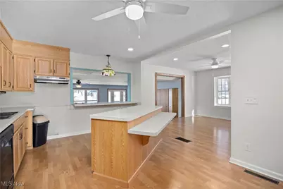 14015 W Lake Road, Vermilion, OH 44089 - Photo 17