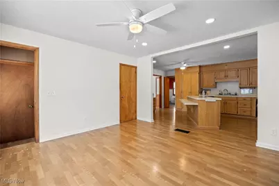 14015 W Lake Road, Vermilion, OH 44089 - Photo 23