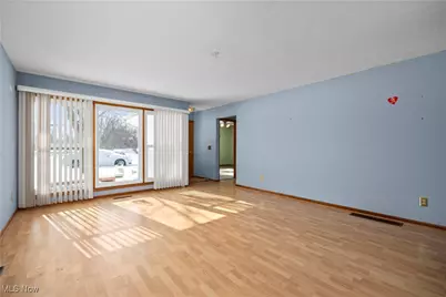 14015 W Lake Road, Vermilion, OH 44089 - Photo 13