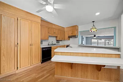 14015 W Lake Road, Vermilion, OH 44089 - Photo 15