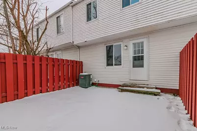 7507 Essex Drive, Mentor, OH 44060 - Photo 11