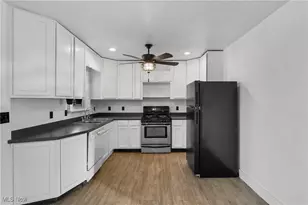 1021 Greenfield SW, Canton, OH 44706 - Photo 7