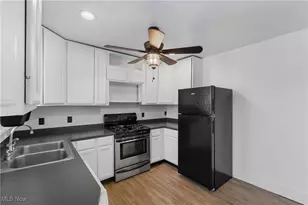 1021 Greenfield SW, Canton, OH 44706 - Photo 9