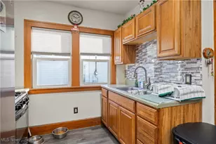 1685 E 36th St, Lorain, OH 44055 - Photo 11