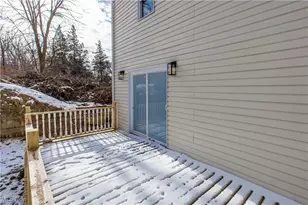 817 Raymond St, Akron, OH 44307 - Photo 43