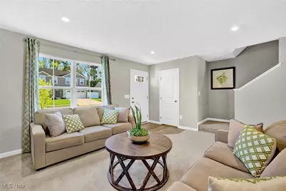 3575 Kenyon Creek Avenue NW, Massillon, OH 44647 - Photo 5