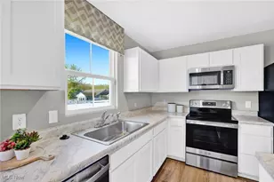 3575 Kenyon Creek Ave NW, Massillon, OH 44647 - Photo 13