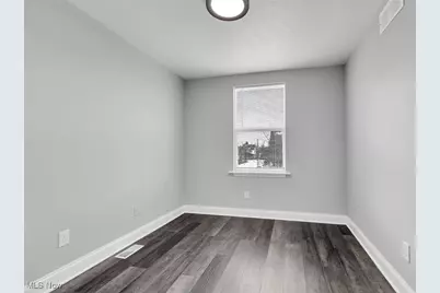 1239 E 168th Street, Loveland, OH 44110 - Photo 15