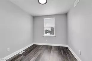 1239 E 168th St, Loveland, OH 44110 - Photo 15