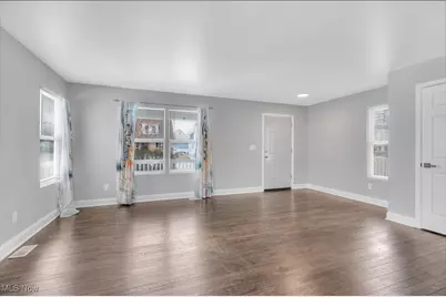 1239 E 168th Street, Loveland, OH 44110 - Photo 3