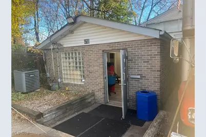 418 E Cuyahoga Falls Avenue, Akron, OH 44310 - Photo 11