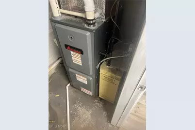 418 E Cuyahoga Falls Avenue, Akron, OH 44310 - Photo 17