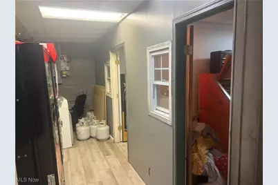 418 E Cuyahoga Falls Avenue, Akron, OH 44310 - Photo 15