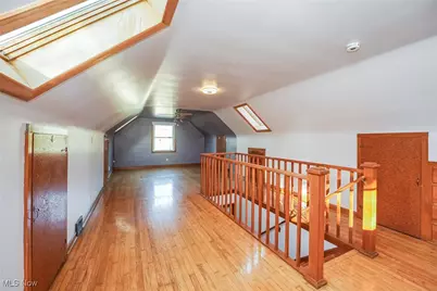 962 Iona Avenue, Akron, OH 44314 - Photo 7