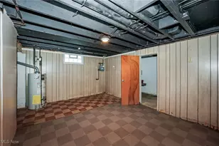 962 Iona Ave, Akron, OH 44314 - Photo 15