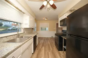 962 Iona Ave, Akron, OH 44314 - Photo 5