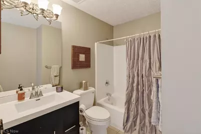 7477 Ludwin Drive, Green Hills, OH 44131 - Photo 19