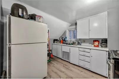 317 West Avenue, Elyria, OH 44035 - Photo 19