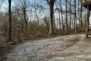 2526 Valley View Dr, Belpre, OH 45714 - Photo 39