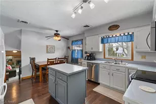 295 High Point Dr, Wadsworth, OH 44281 - Photo 11