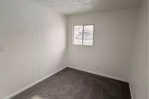 140 Crystal Ct, Bellevue, OH 44811 - Photo 19