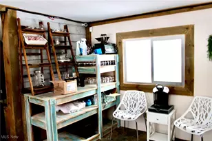 565 S Meridian Rd, Youngstown, OH 44509 - Photo 3