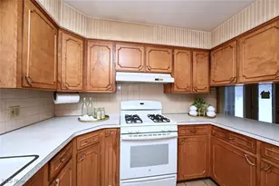 2020 Myersville Rd, Akron, OH 44312 - Photo 13