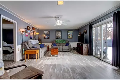 411 Oaknoll Drive, Amherst, OH 44001 - Photo 17