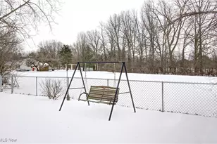 411 Oaknoll Dr, Amherst, OH 44001 - Photo 37